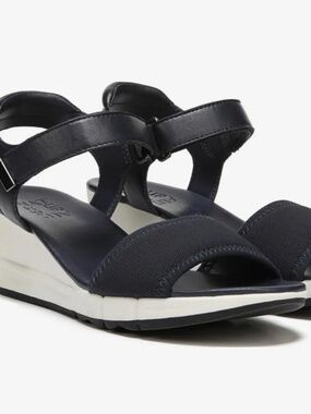 Naturalizer Irena Sandals